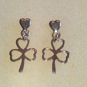 Vintage Gold Tone Retro Shamrock Dainty Boho Pierced Earrings